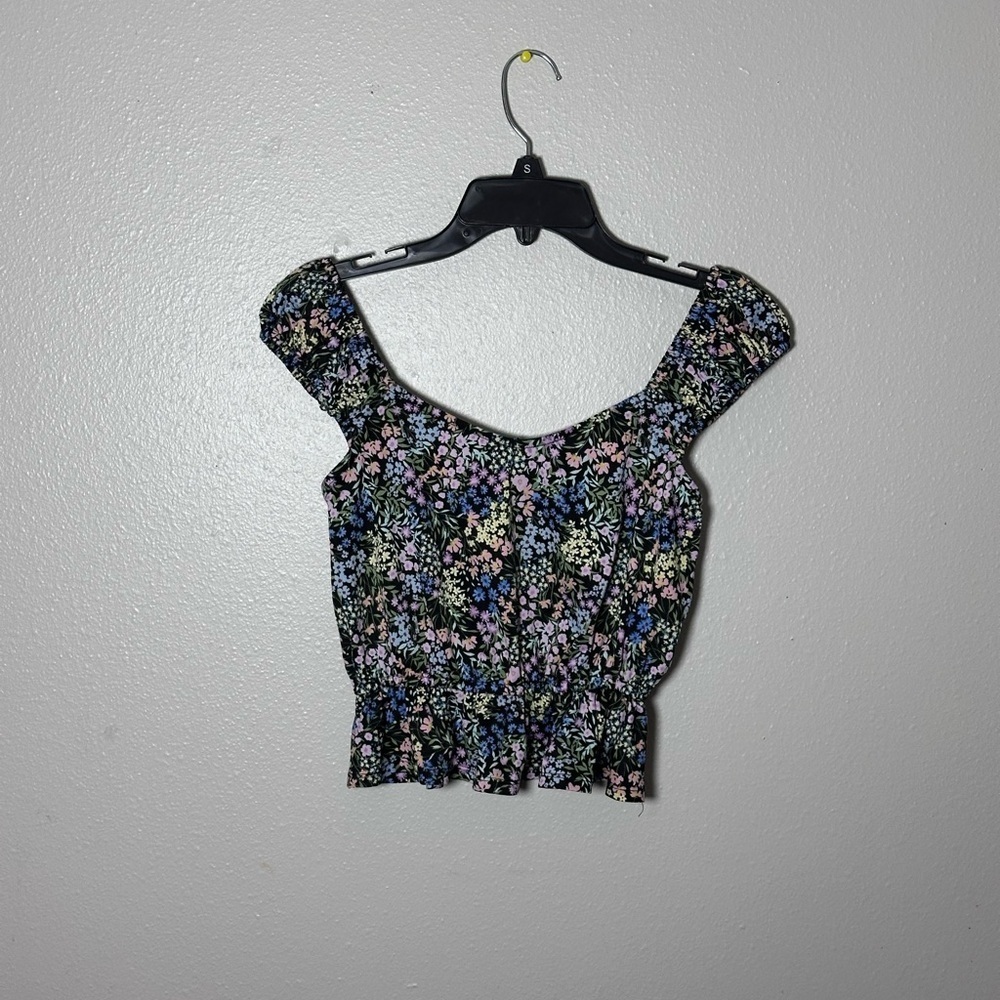 Eclair Women Floral Off Shoulder Peplum‎ Crop Top Size XS.